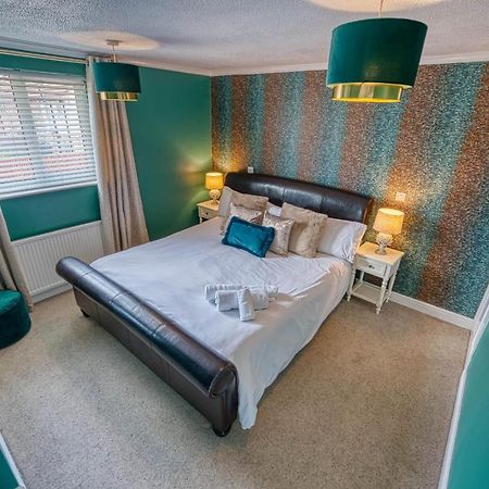Capri 13 Sa - Contemporary 2 Bedroom House In Loughborough With Free Parking, Close To Loughborough University & M1 Motorway エクステリア 写真